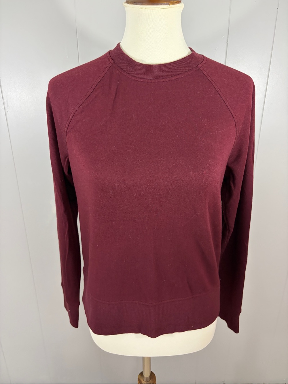 a new day Women's Crewneck Sweatshirt in Burgundy